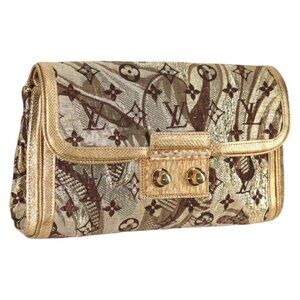 LOUIS VUITTON Monogram Brocade Tari Clutch Bag Gold M93142 LV Auth 134873V